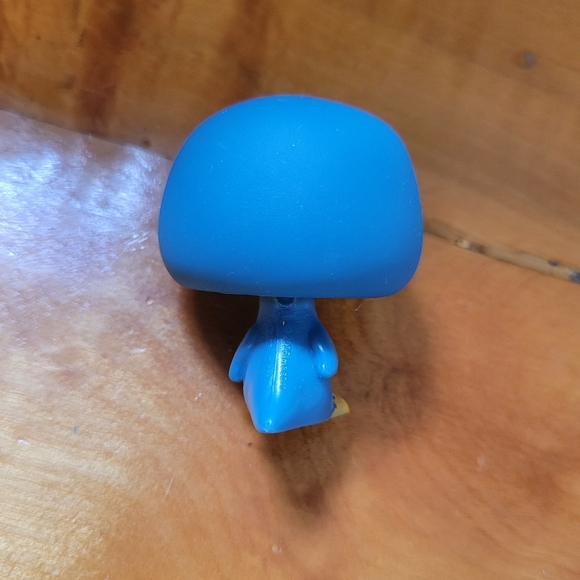 Littlest Pet Shop LPS #821 Penguin Bird Blue Green Eyes 2006 - Picture 9 of 12